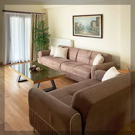 Favelas Luxury Apartment Kavala