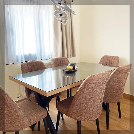 Favelas Luxury Apartment Kavala